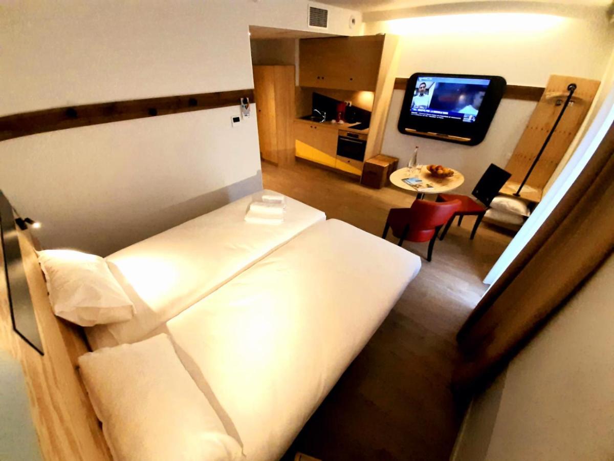 Greet Hotel Castets Coeur Des Landes Экстерьер фото