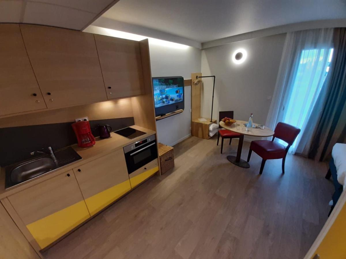 Greet Hotel Castets Coeur Des Landes Экстерьер фото
